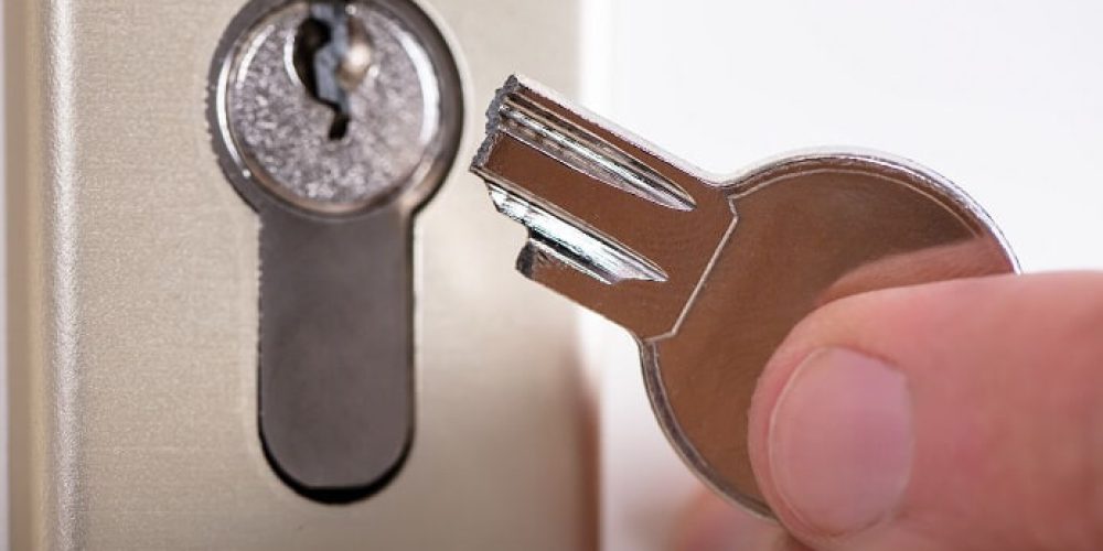 چگونه کلید آپارتمانی را تعمیر کنیم؟